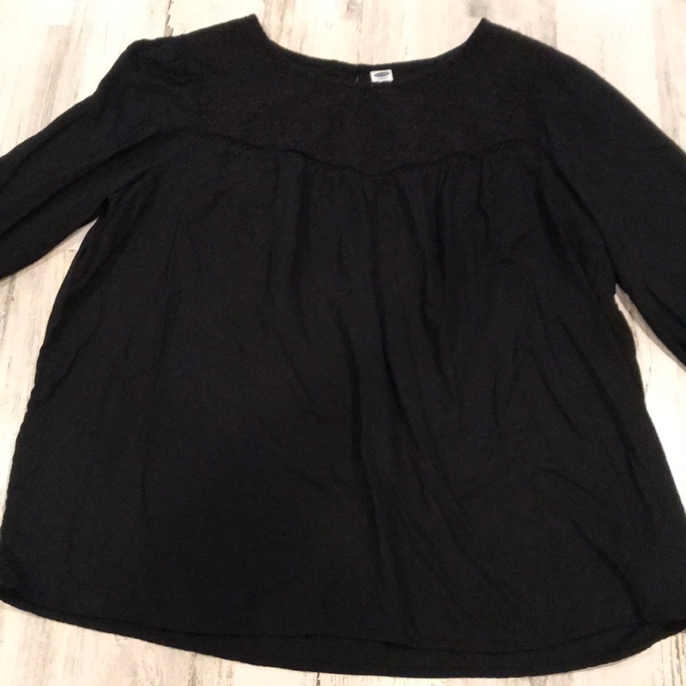Old Navy black peasant top size L detail front